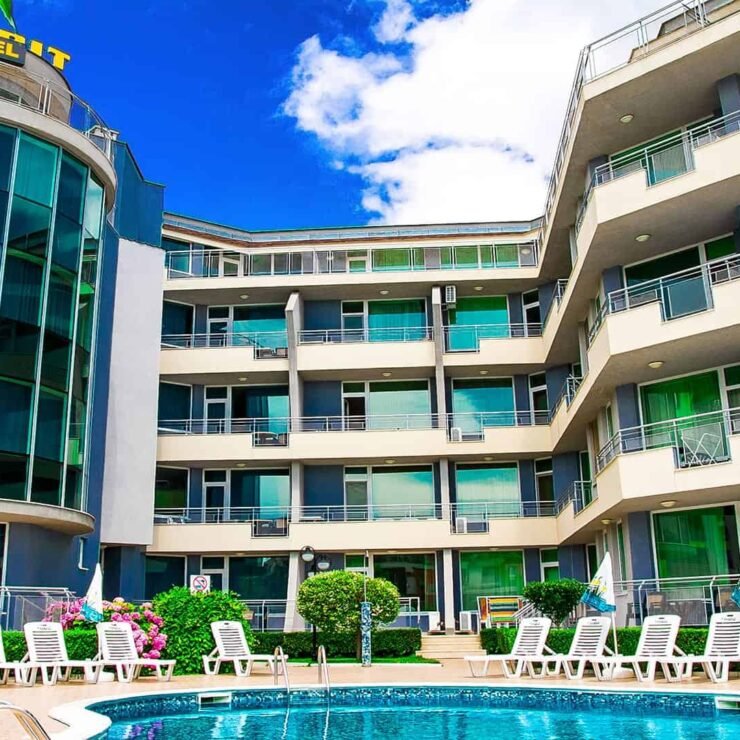 Exploring the Beauty of Sunny Beach: A Hotel Favorit Review